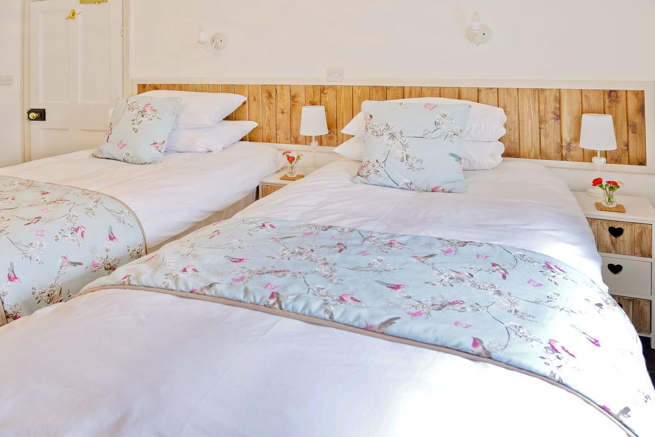 Steeple View Bed & Breakfast Newport  Ngoại thất bức ảnh